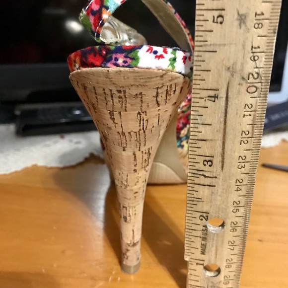 Rampage floral sandals 👠 - Picture 6 of 8